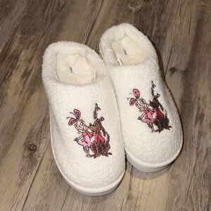 aerie Cream Fuzzy Bunny Embroidered Slip-On Slippers